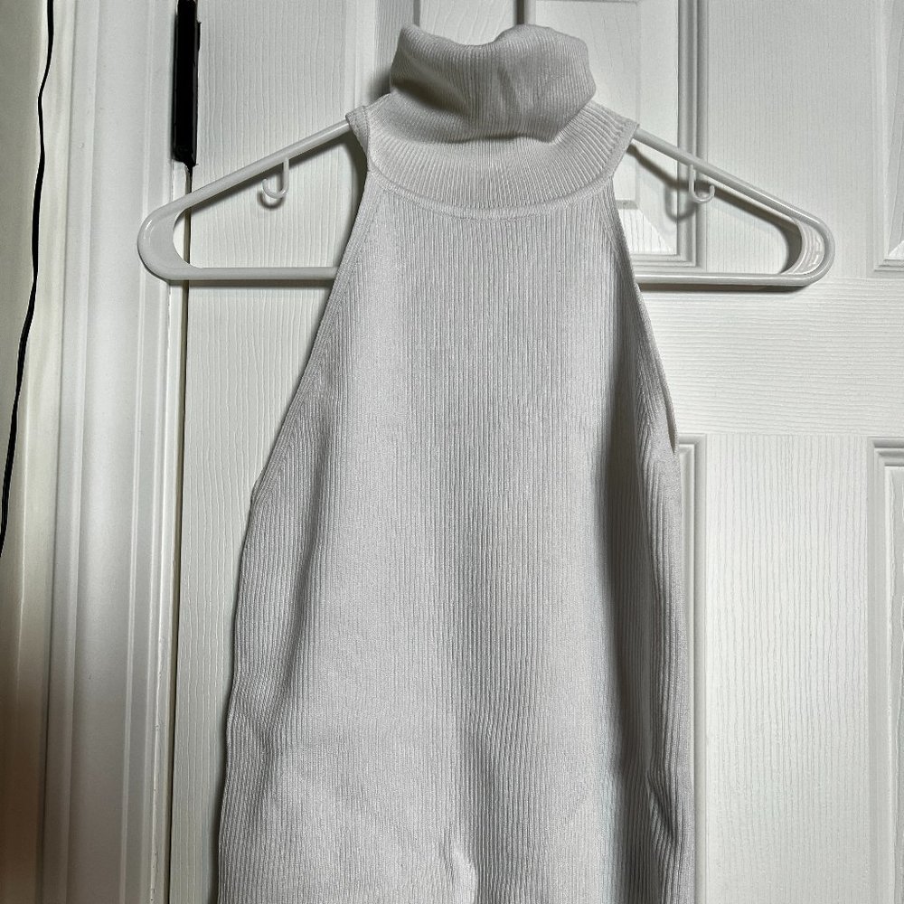 Zara Knit White Turtleneck Sleeveless Top - Medium